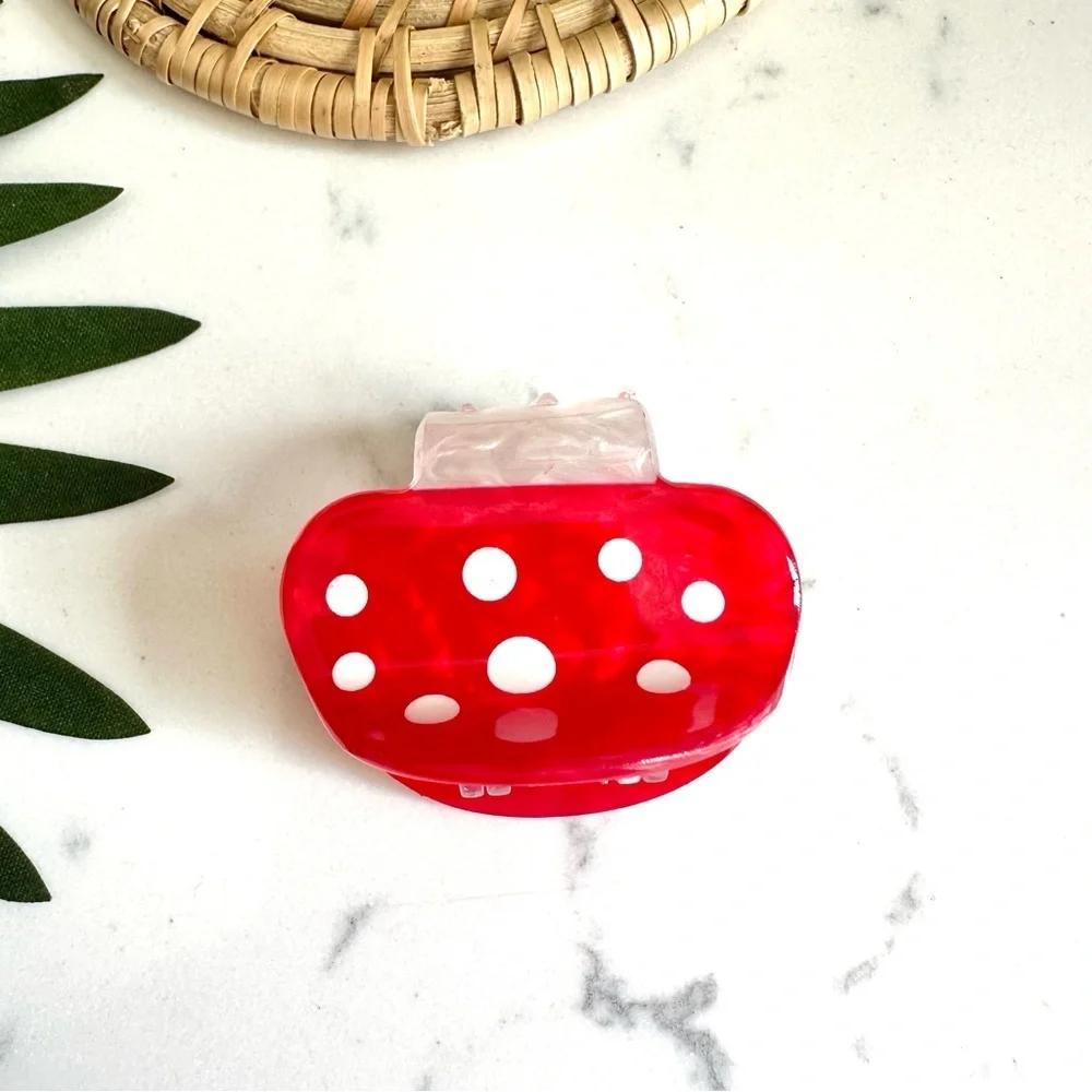 3/$22🩶 Red Mushroom Claw Clip Hair Accessory Dot Fungi Cottagecore Acrylic NEW